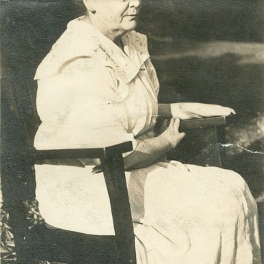 Mary M. McGinnis, wife of Arthur Sr., Mom's Gma..JPG.jpg