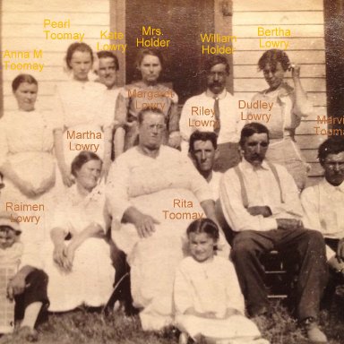 Lowry Family - 1913.jpg
