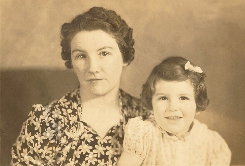1940 Marion & Daughter, Sally.jpg